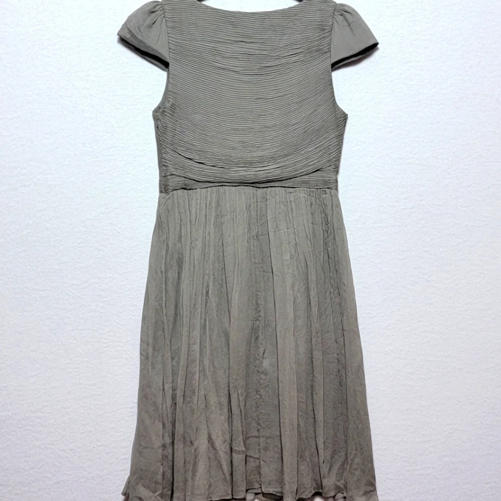 J. Crew‎ Pure Silk Gray Women's Dress SIZE 6. #766